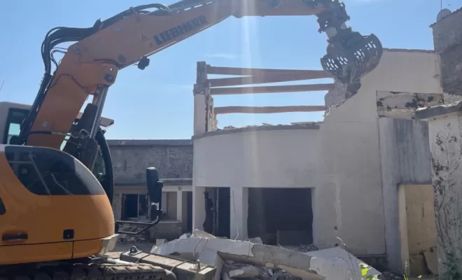 Travaux de démolition dans la Drôme